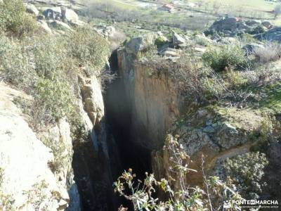 Gran Cañada-Cordel la Pedriza; caños de meca agencia de viajes rascafria camino del rey